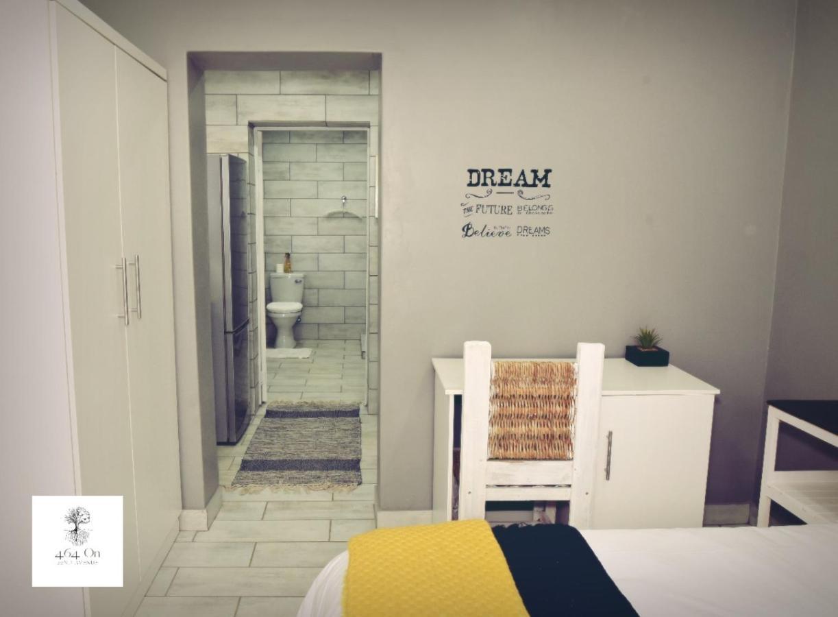 B&B 464 On 22Nd Ave Pretoria-Noord Exteriör bild