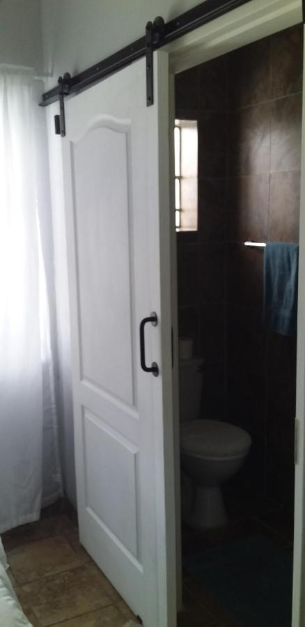 B&B 464 On 22Nd Ave Pretoria-Noord Exteriör bild