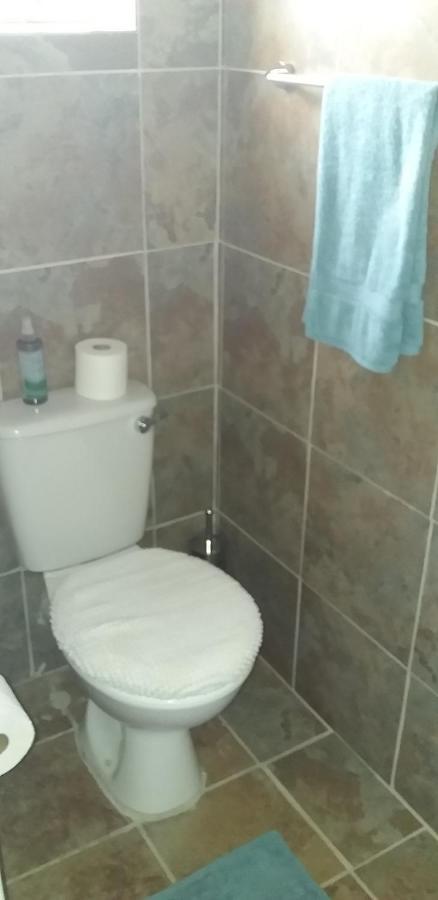 B&B 464 On 22Nd Ave Pretoria-Noord Exteriör bild