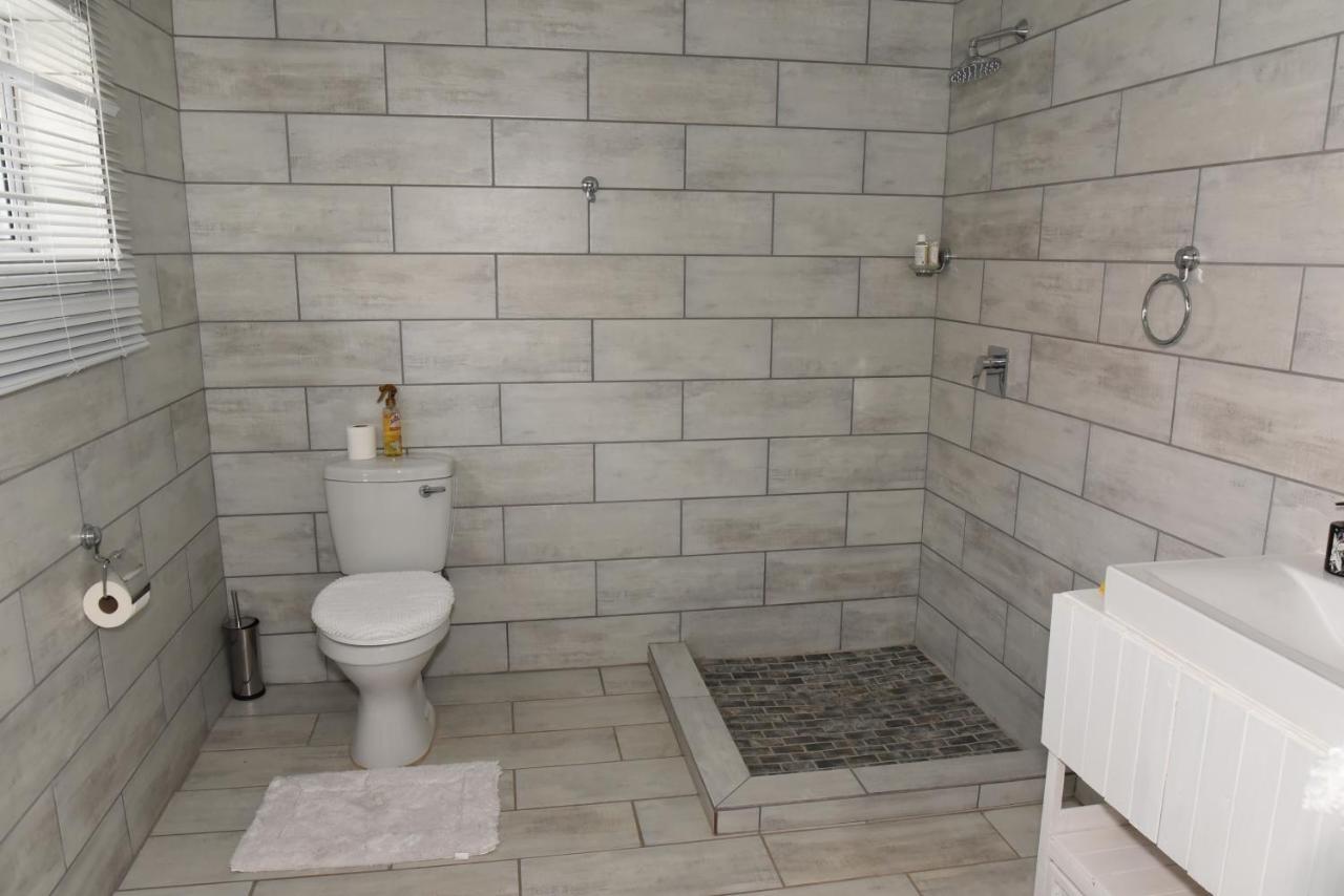 B&B 464 On 22Nd Ave Pretoria-Noord Exteriör bild
