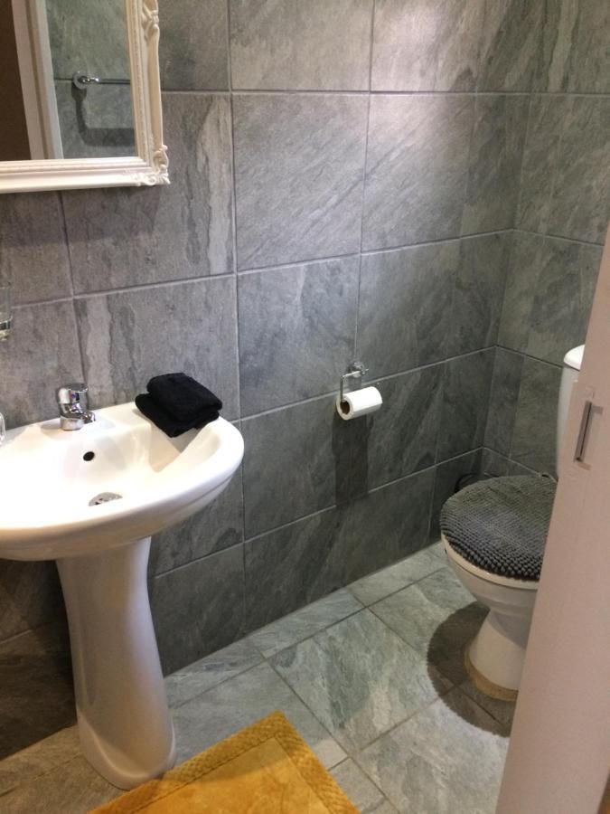 B&B 464 On 22Nd Ave Pretoria-Noord Exteriör bild