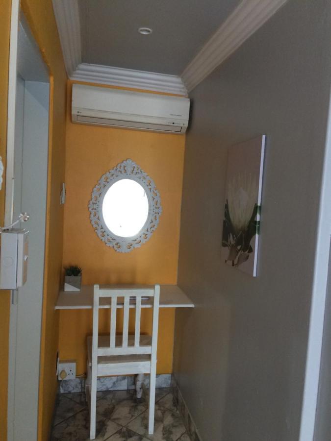 B&B 464 On 22Nd Ave Pretoria-Noord Exteriör bild